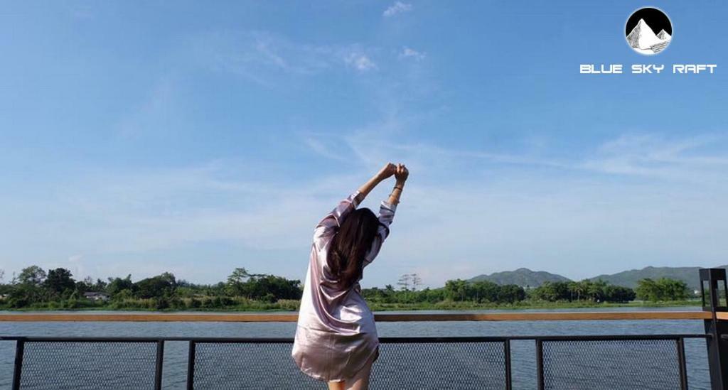 Blue Sky Raft At Kanchanaburi Exterior foto