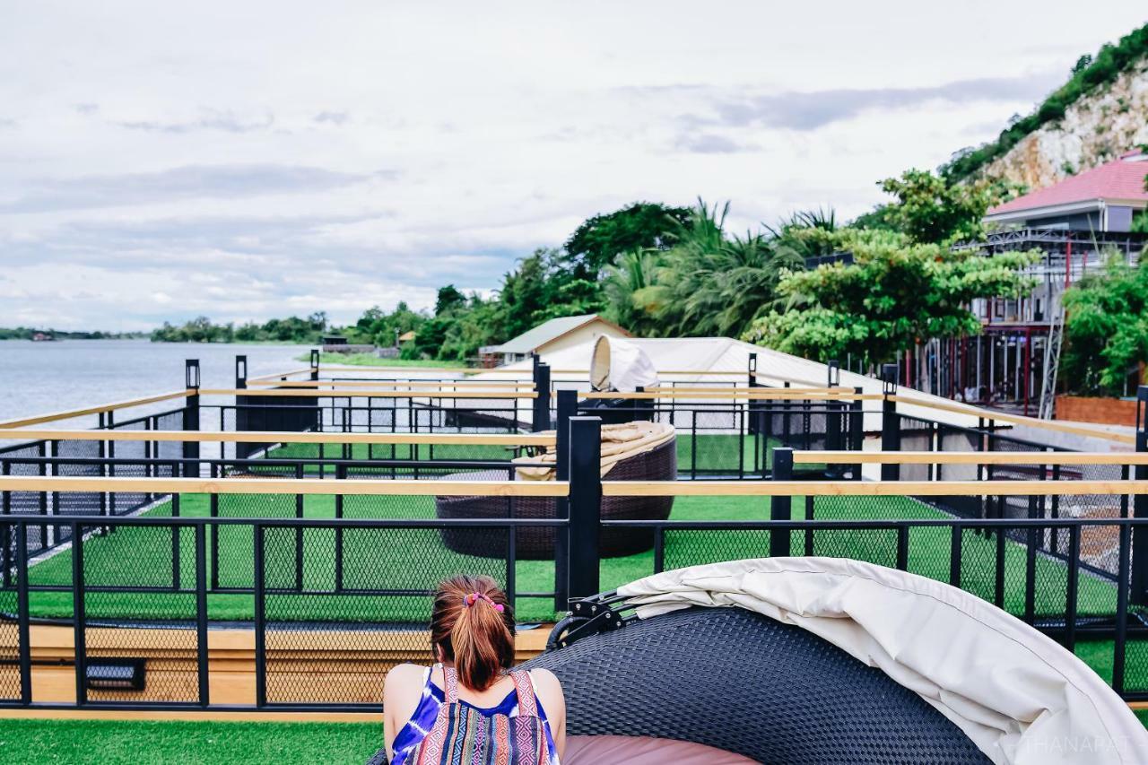 Blue Sky Raft At Kanchanaburi Exterior foto